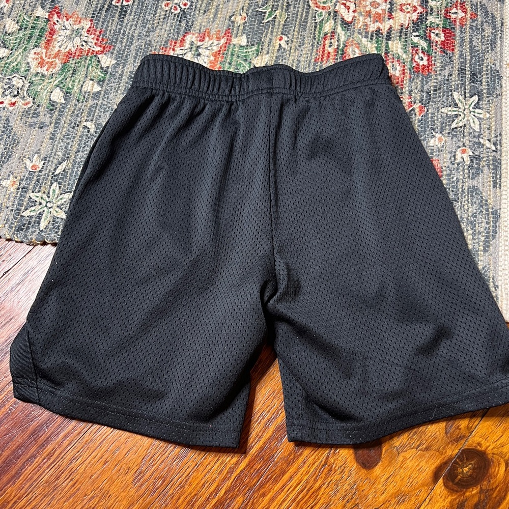 All in Motion Black Mesh Shorts - Picture 3 of 4